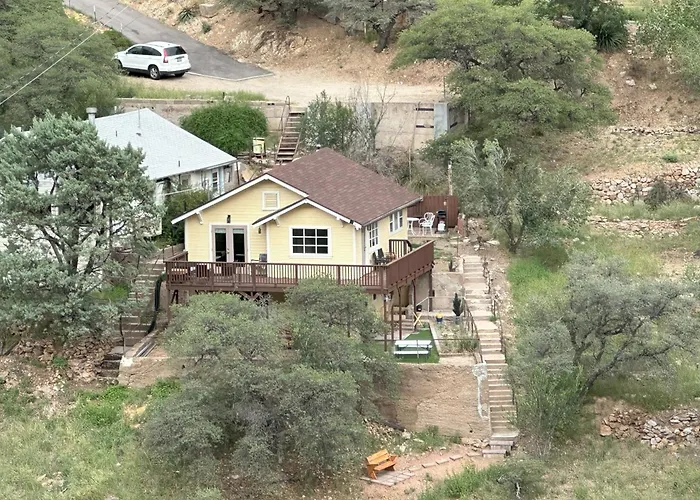 Full House Or With Breath Taking Views In Old Bisbee