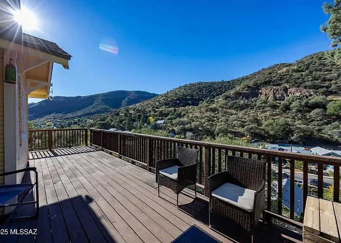 Full House Or With Breath Taking Views In Old